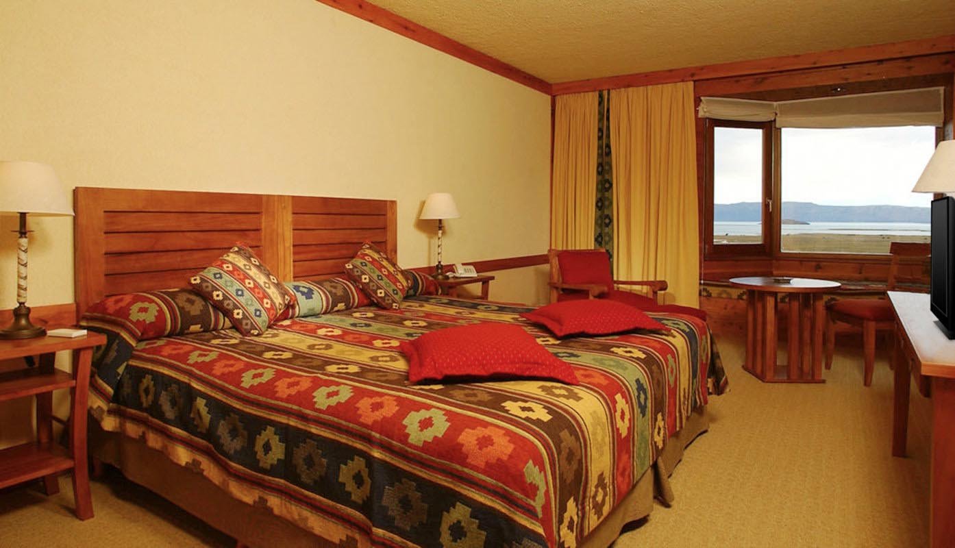 Superior category room with lake view